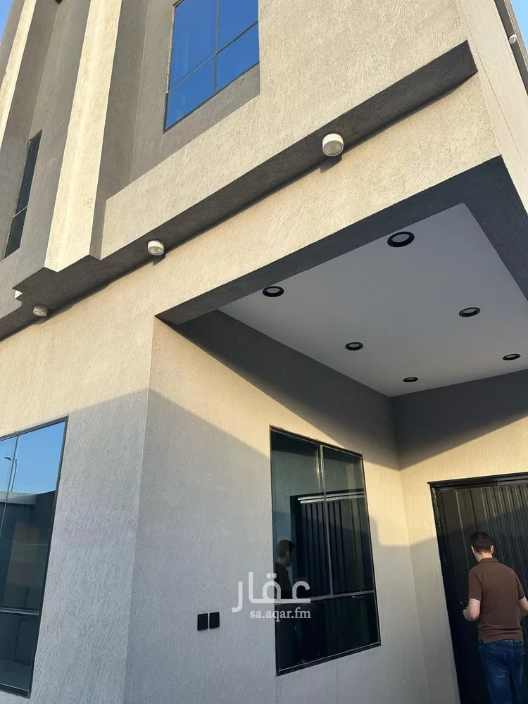 فيلا للبيع في شارع المهند, حي الشعلة, مدينة الدمام, المنطقة الشرقية صورة 2