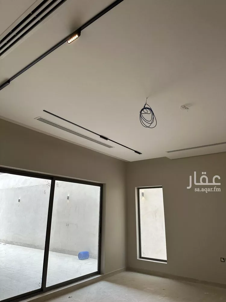 فيلا للبيع في شارع خالد القصار, حي الشاطئ الغربي, مدينة الدمام, المنطقة الشرقية 6