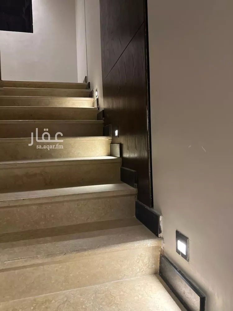 شقة للبيع في شارع 14أ, حي العزيزية, مدينة الدمام, المنطقة الشرقية 7