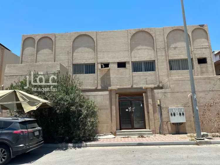 فيلا للبيع في حي العزيزية, مدينة الدمام, المنطقة الشرقية صورة 3