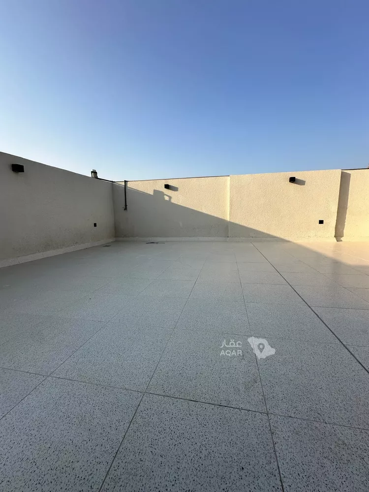 فيلا للبيع في شارع جبير ابن مطعم, حي العزيزية, مدينة الدمام, المنطقة الشرقية 20