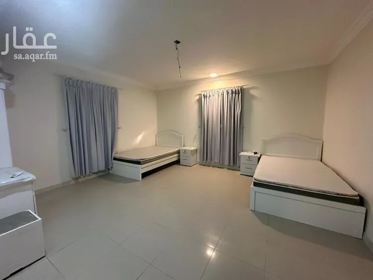 شقة للبيع في شارع بجاد بن قيس, حي العزيزية, مدينة الدمام, المنطقة الشرقية صورة 4
