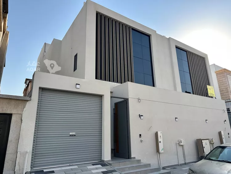Villa for Sale in Dammam Al Aziziyah