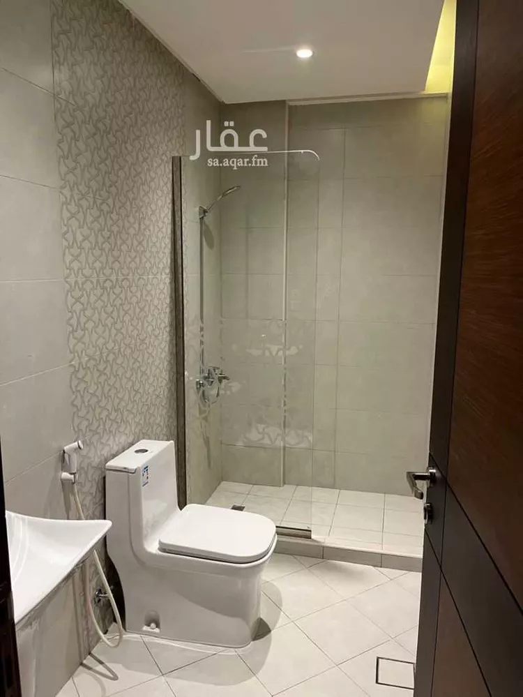 شقة للإيجار في شارع الانباري ، حي الجامعة ، الظهران ، الدمام صورة 4