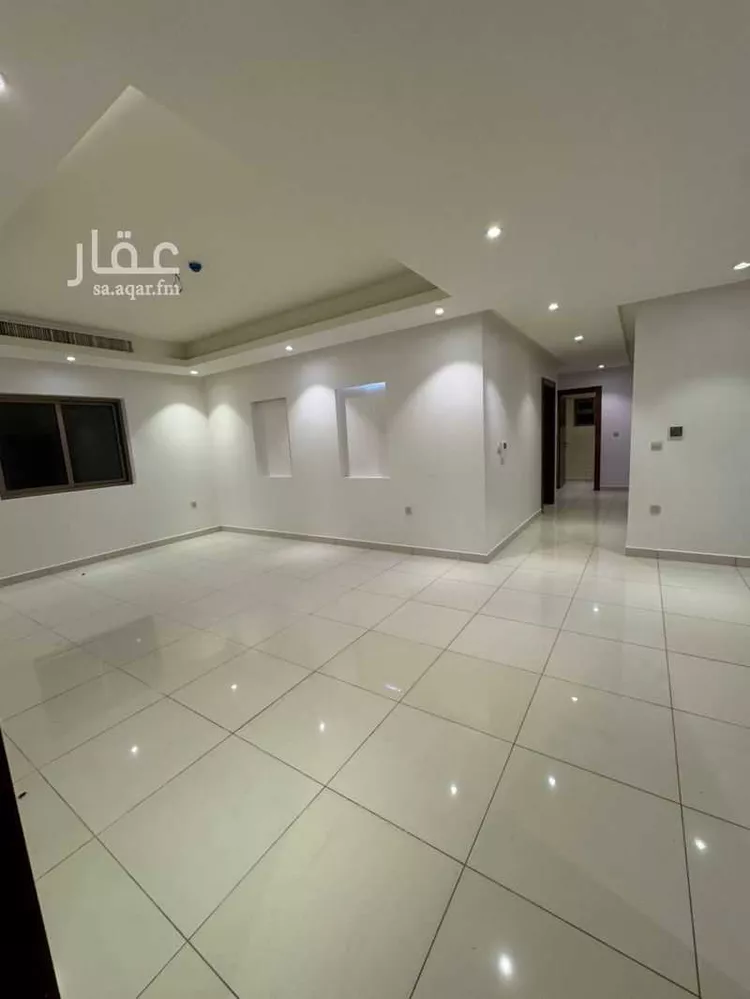 شقة للإيجار في شارع السحاب, حي الجامعة, مدينة الدمام, المنطقة الشرقية صورة 2