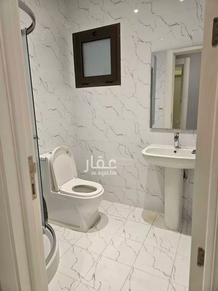 شقة للإيجار في شارع 13546477, حي المنتزة, مدينة الدمام, المنطقة الشرقية صورة 2