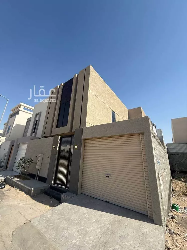 فيلا للإيجار في شارع ابن خير الاشبيلي ، حي منسوبي التعليم الأول ، الهفوف‎ ، الاحساء