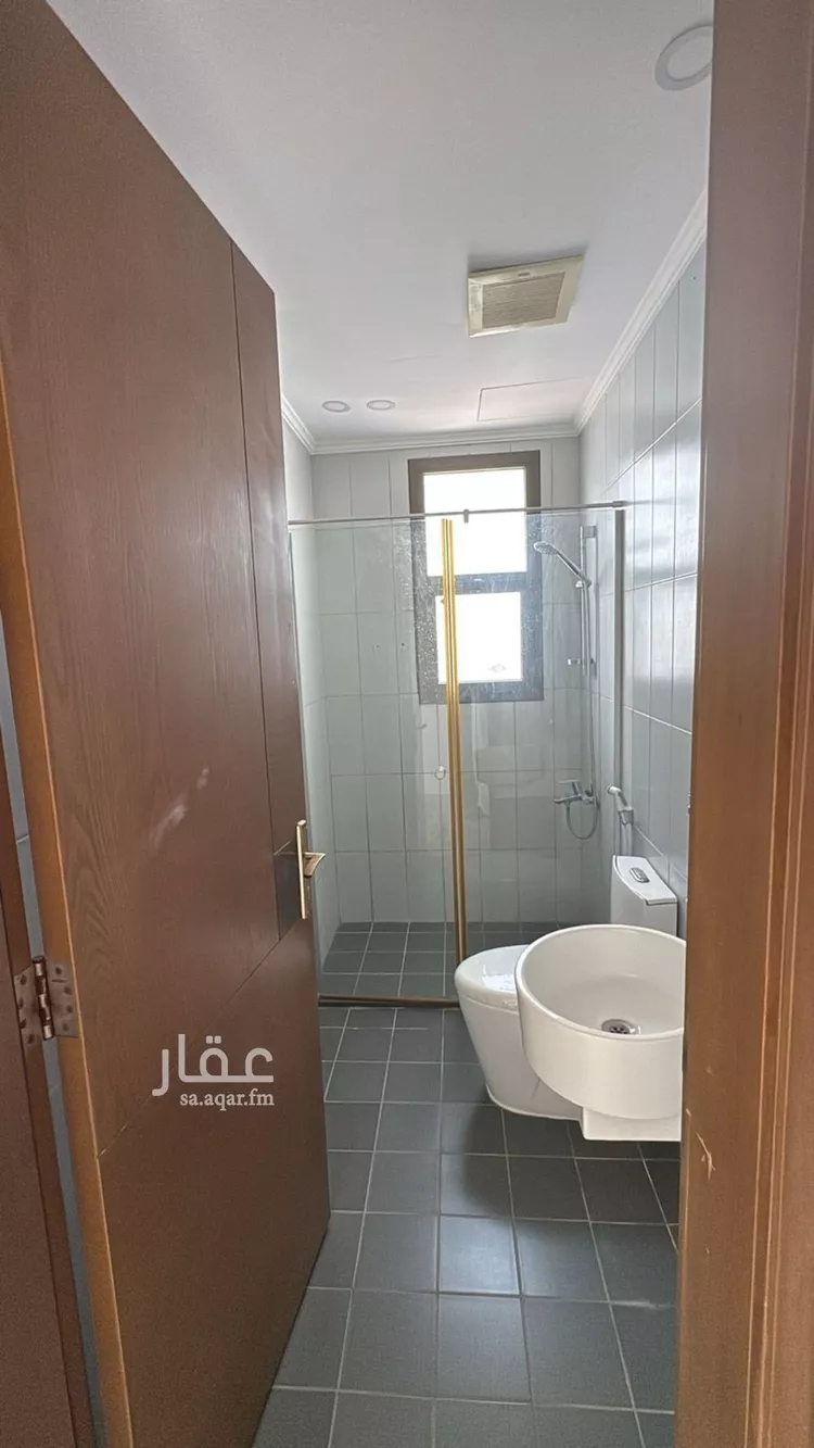 فيلا للإيجار في شارع العطر, حي الأمواج, مدينة الخبر, المنطقة الشرقية 14