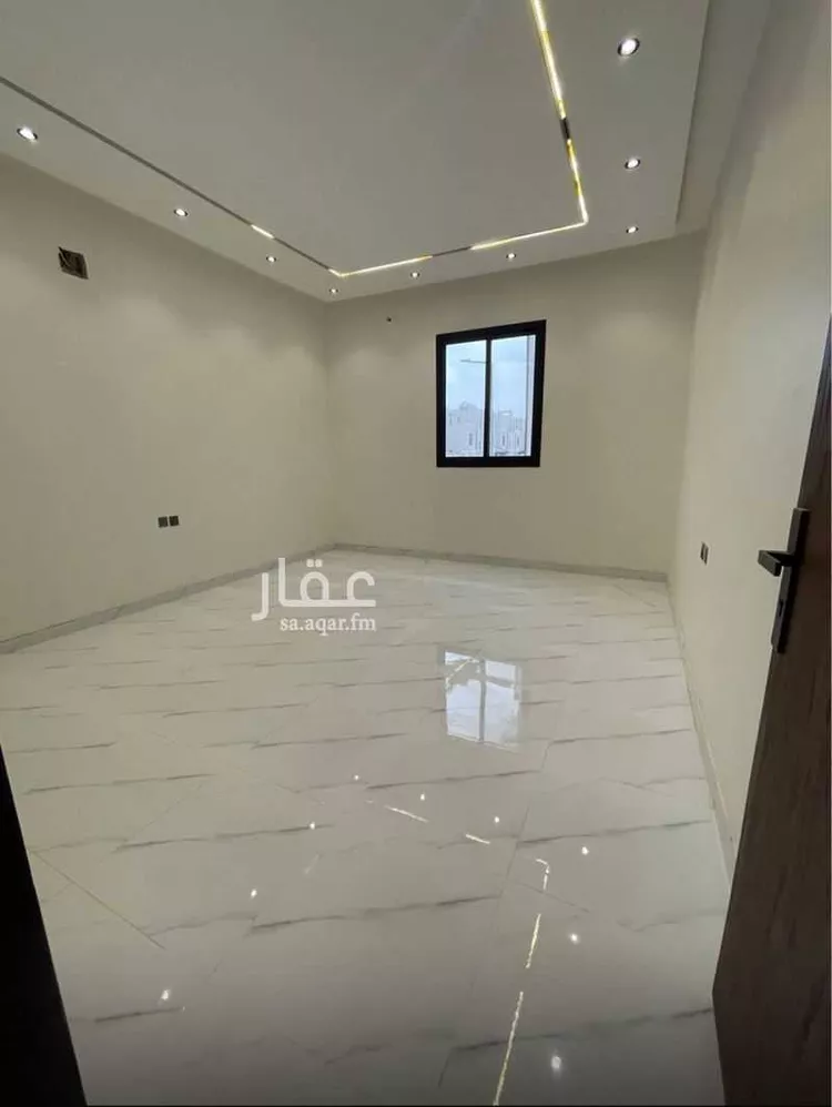 دور للبيع في شارع محسون جلال, حي عكاظ, مدينة الرياض, منطقة الرياض