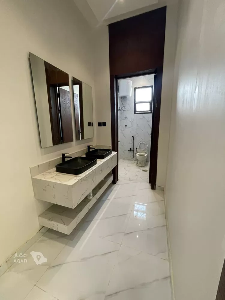دور للبيع في شارع محسون جلال, حي عكاظ, مدينة الرياض, منطقة الرياض 3