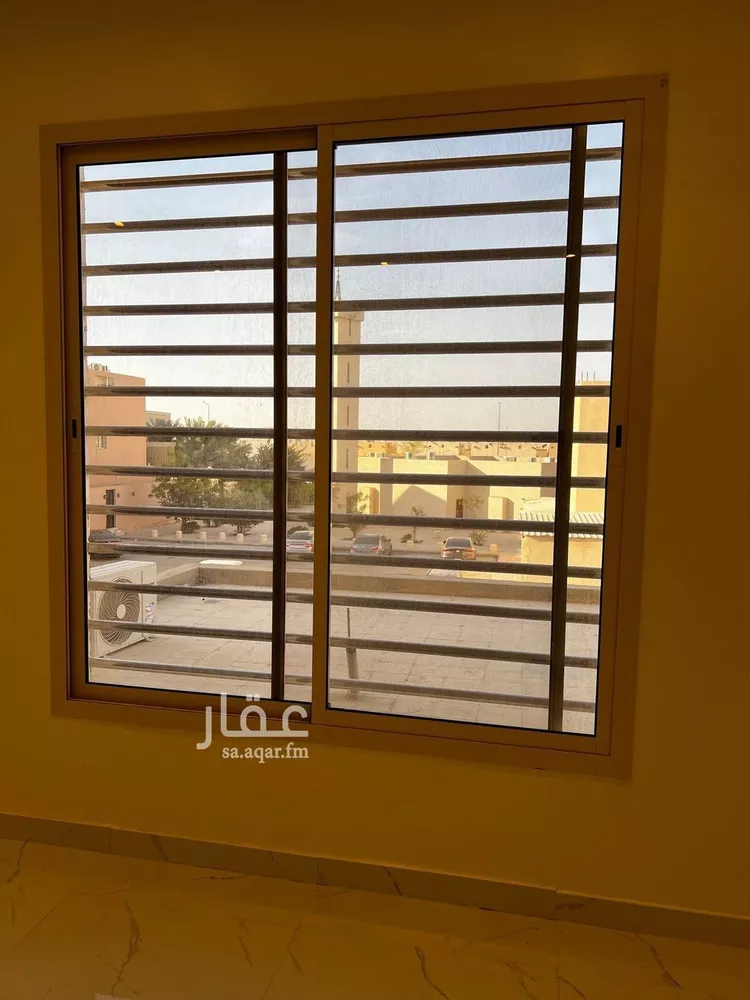 فيلا للإيجار في شارع عز الدين بن فهد, حي عكاظ, مدينة الرياض, منطقة الرياض صورة 4