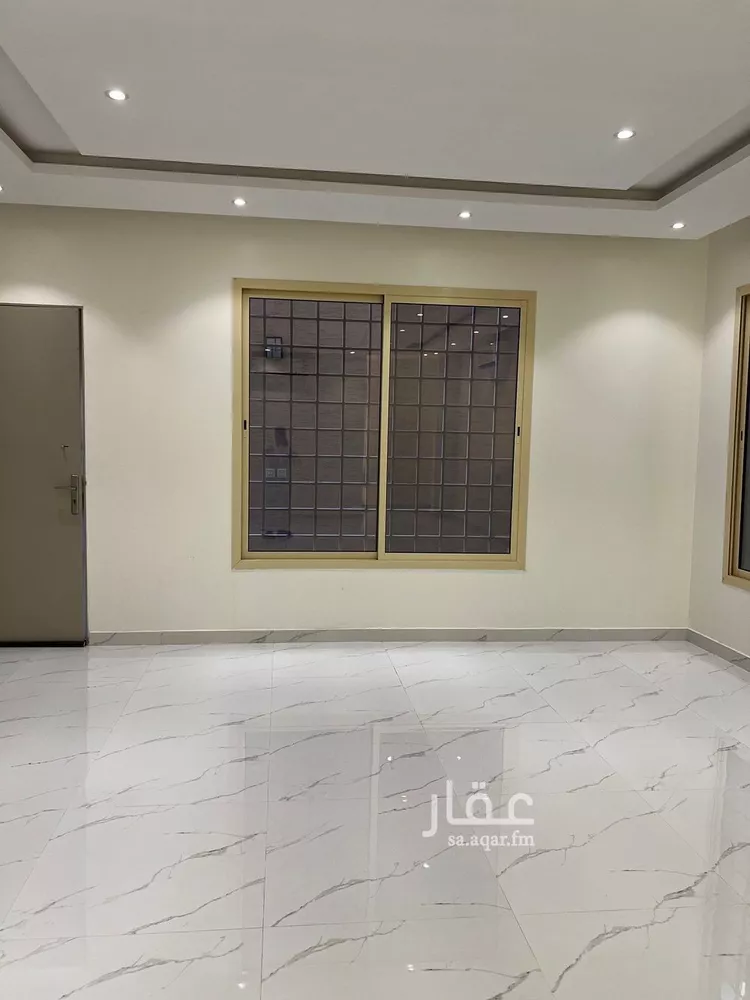 فيلا للإيجار في شارع عز الدين بن فهد, حي عكاظ, مدينة الرياض, منطقة الرياض صورة 3