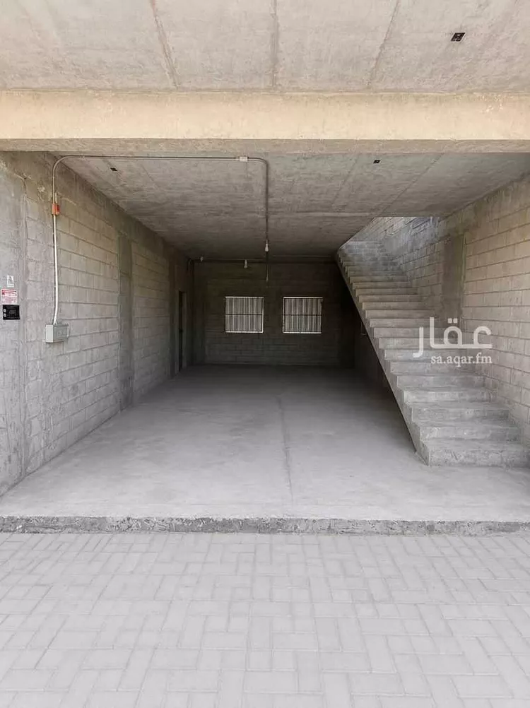 Shop for Rent in Riyadh Al Arid صورة 4