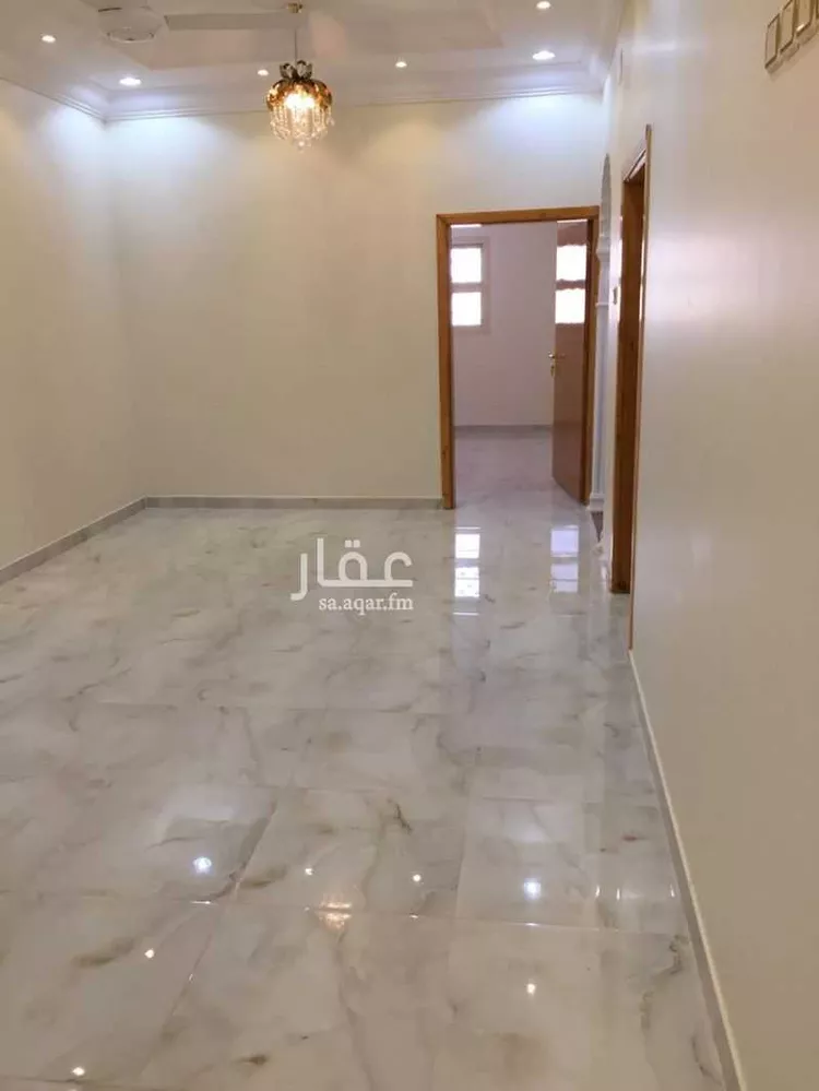 شقة للإيجار في شارع الامام النووي, حي النزهة, مدينة طريب, منطقة عسير صورة 4