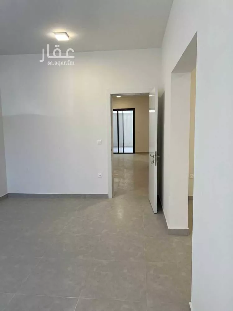 فيلا للإيجار في شارع فيصل بن بندر, حي مطار الملك خالد الدولي, مدينة الرياض, منطقة الرياض صورة 3