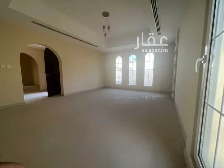 فيلا للإيجار في شارع khobar lakes dr, حي الشعلة, مدينة الدمام, المنطقة الشرقية صورة 2