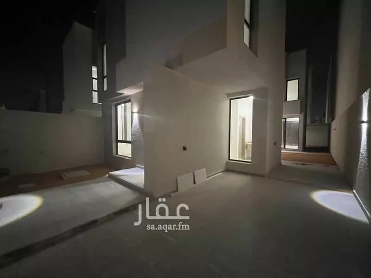 فيلا للإيجار في شارع خليفة بن عبدالله بن حارث, حي مطار الملك خالد الدولي, مدينة الرياض, منطقة الرياض صورة 3