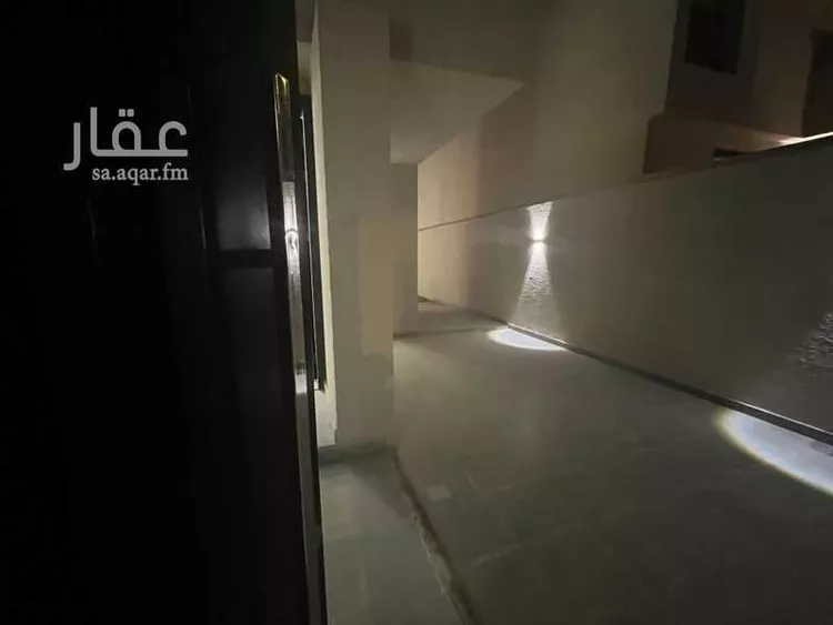فيلا للإيجار في شارع خليفة بن عبدالله بن حارث, حي مطار الملك خالد الدولي, مدينة الرياض, منطقة الرياض صورة 2