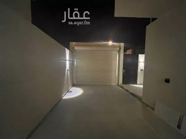 فيلا للإيجار في شارع خليفة بن عبدالله بن حارث, حي مطار الملك خالد الدولي, مدينة الرياض, منطقة الرياض صورة 4