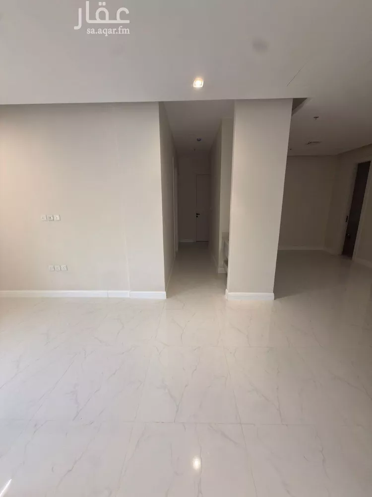 Building for Rent in Riyadh Al Mughrizat صورة 3