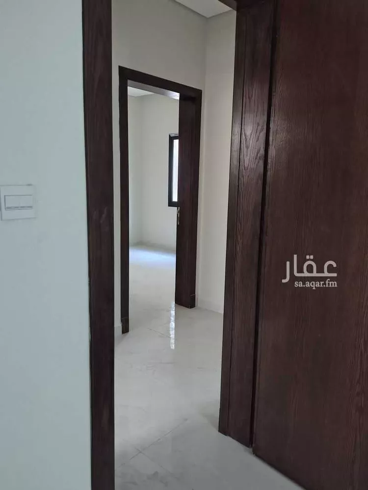 Floor for Sale in Riyadh As Saadah 21