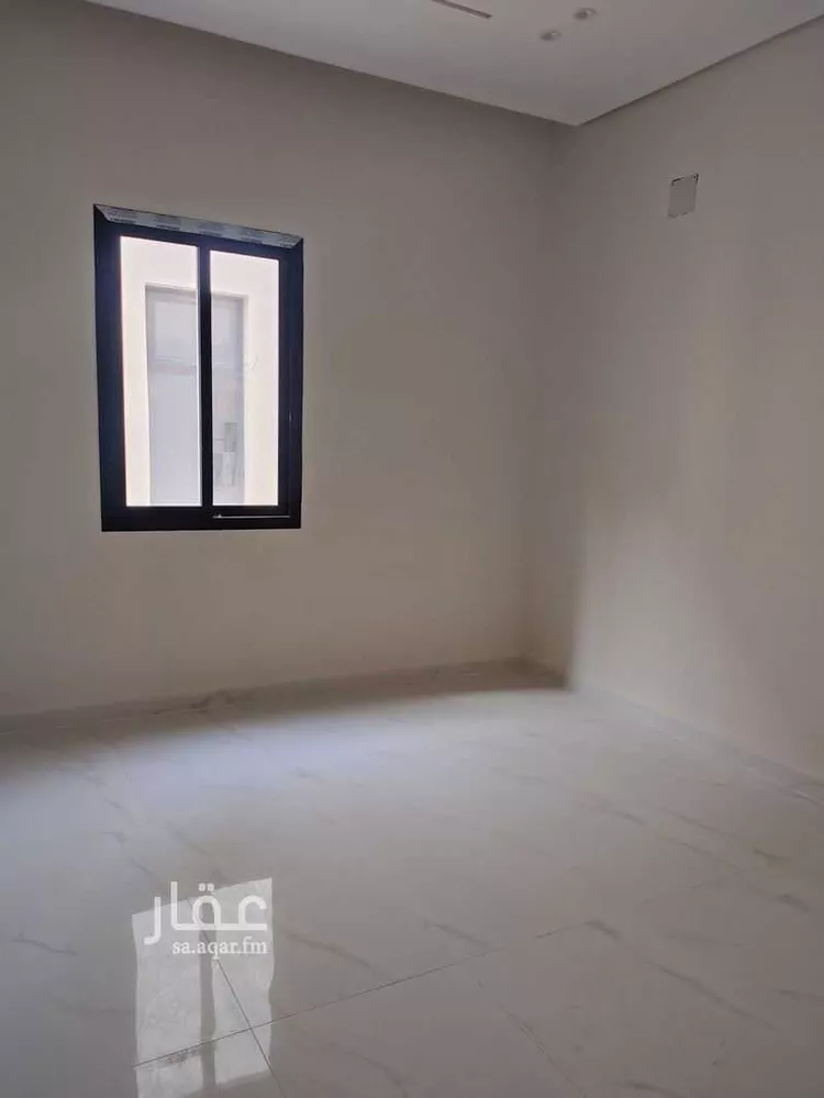 Floor for Sale in Riyadh As Saadah 11