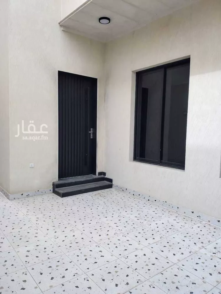 دور للبيع في شارع بالقرب من ابو عبيدة, حي السعادة, مدينة الرياض, منطقة الرياض 9