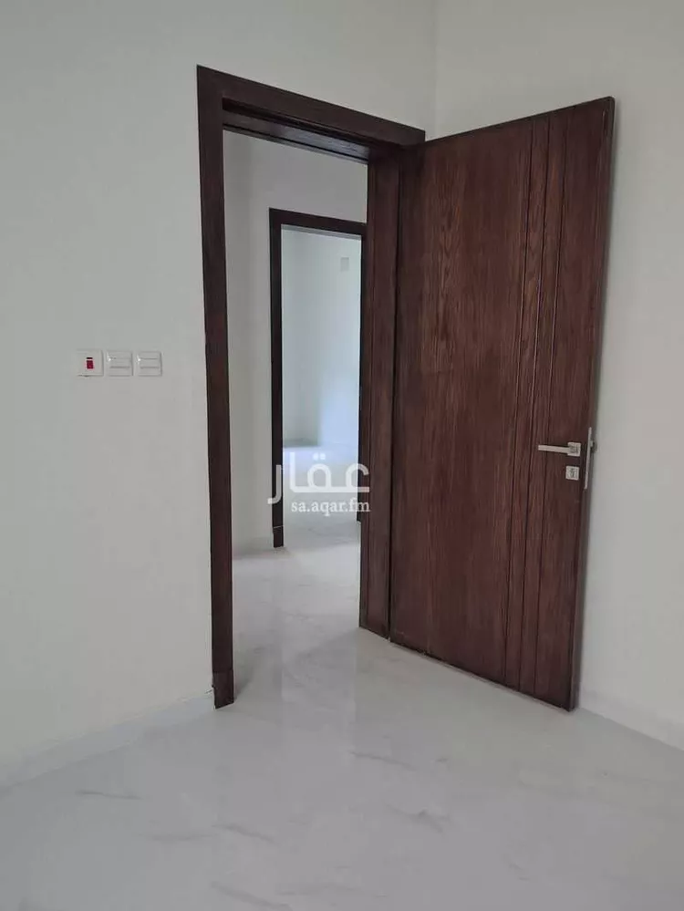 Floor for Sale in Riyadh As Saadah 9
