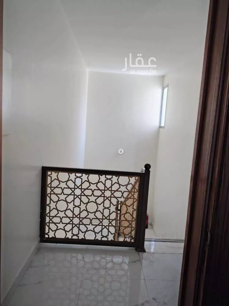 فيلا للإيجار في شارع المنفلوطي, حي الزهراء, مدينة الرياض, منطقة الرياض صورة 2