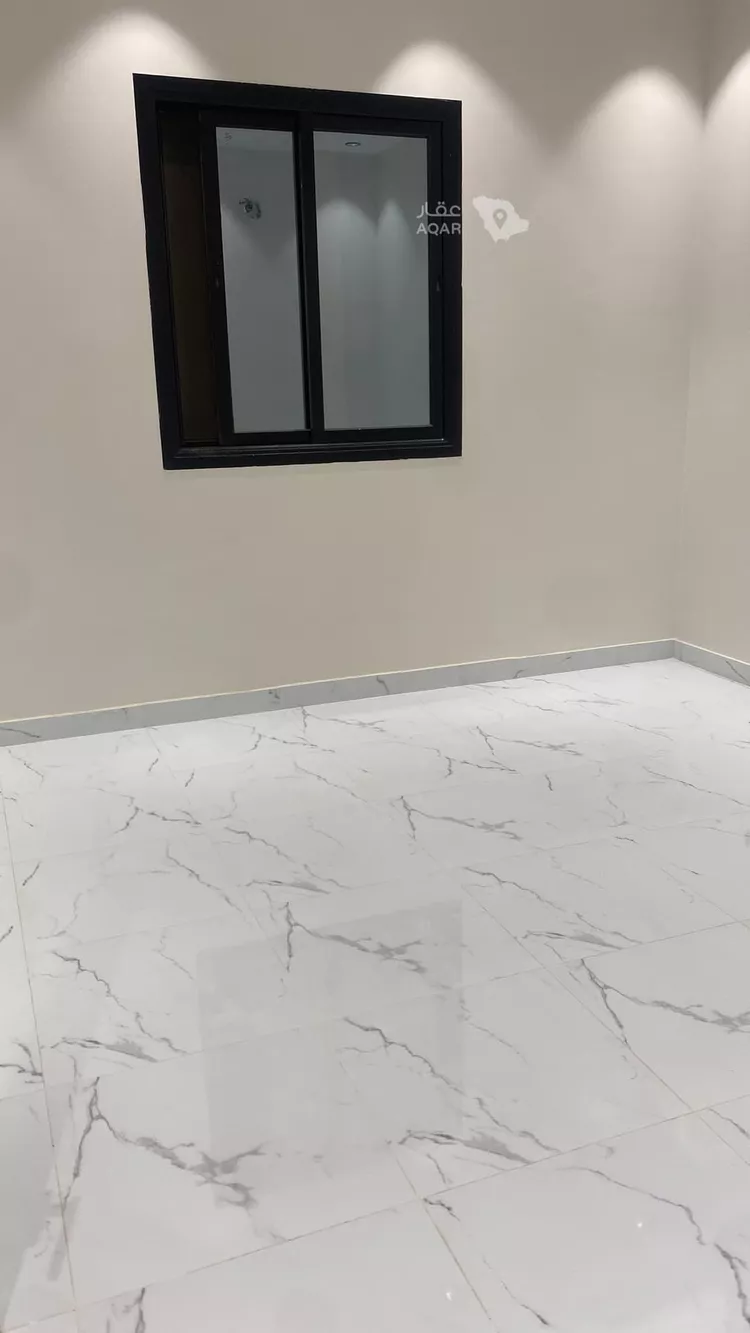 Floor for Sale in Medina Warqan ุตูุฑุฉ 4