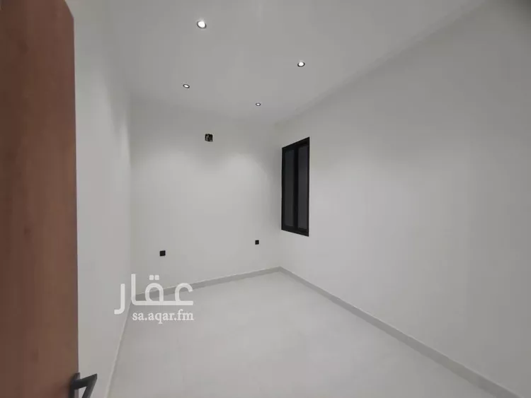 دور للبيع في شارع المحايدة, حي المعيزيلة, مدينة الرياض, منطقة الرياض 10