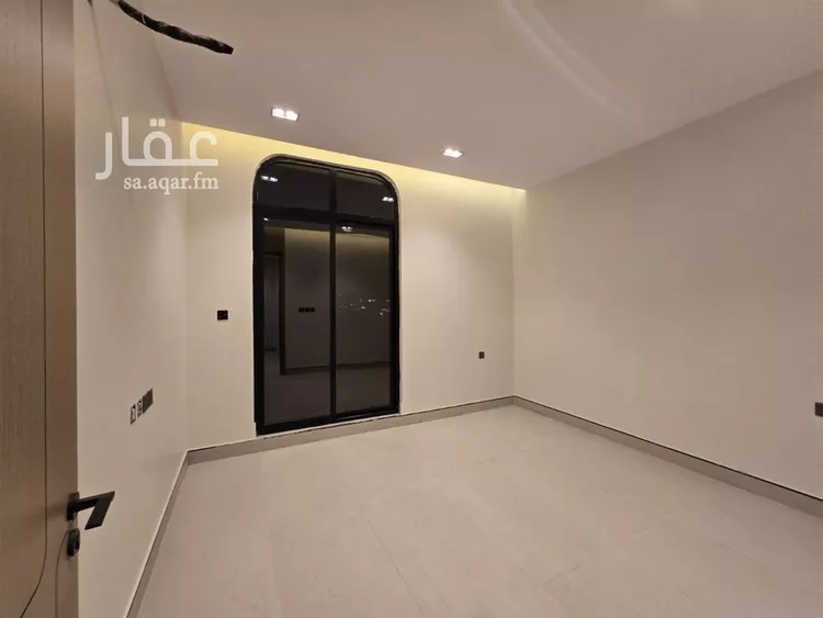 دور للبيع في شارع أوس بن المنذر الأنصاري, حي الرمال, مدينة الرياض, منطقة الرياض صورة 4