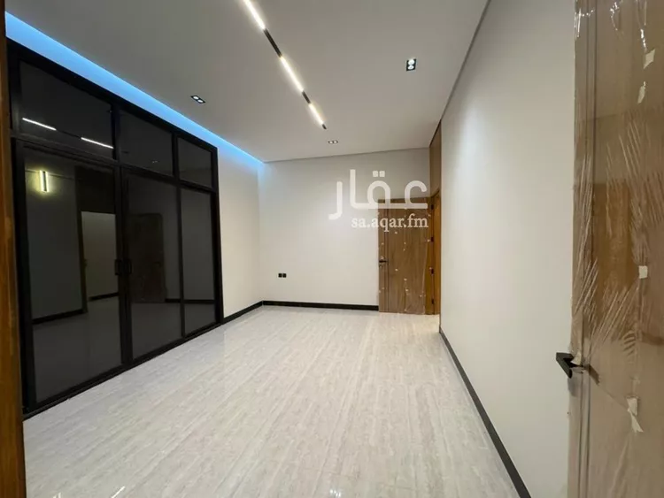 فيلا للبيع في شارع الميدان بن صخر, حي الرمال, مدينة الرياض, منطقة الرياض صورة 4