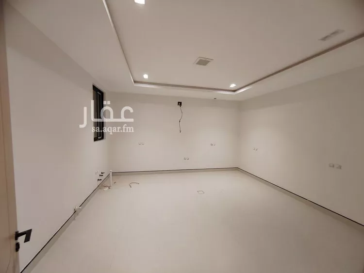 فيلا للبيع في شارع عبدالرحمن بن داود, حي الرمال, مدينة الرياض, منطقة الرياض صورة 3