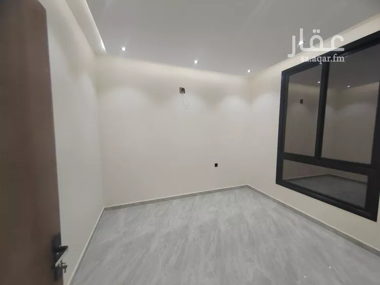دور للبيع في شارع هاشم شطا, حي البيان, مدينة الرياض, منطقة الرياض 6