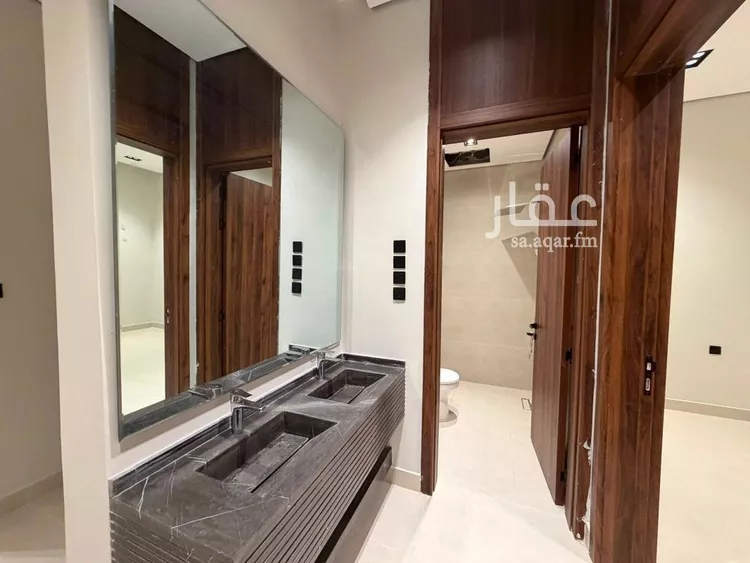 Floor for Sale in Riyadh Al Yarmouk 7