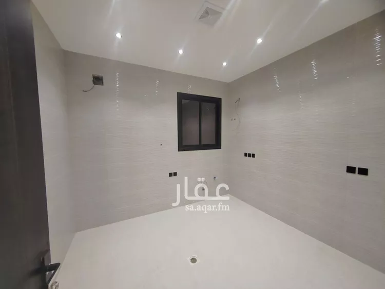 دور للبيع في شارع هاشم شطا, حي البيان, مدينة الرياض, منطقة الرياض 8