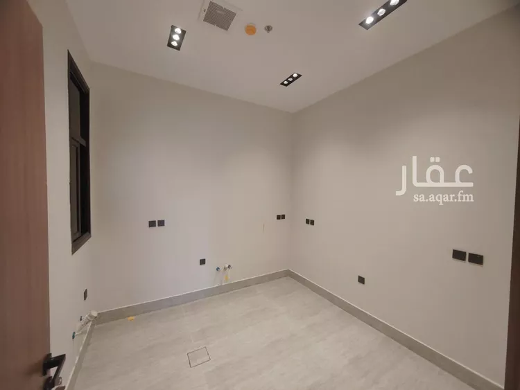 Apartment for Sale in Riyadh Al Yarmouk 12