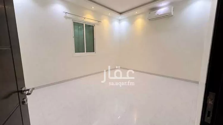 فيلا للبيع في شارع جبل المشايخ, حي القادسية, مدينة الرياض, منطقة الرياض صورة 4