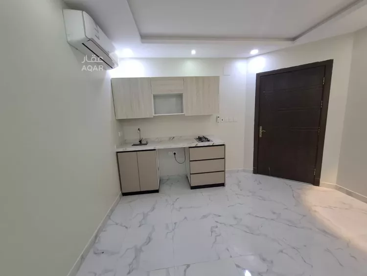 شقة للإيجار في شارع زينب بنت أبي سلمة, حي المهدية, مدينة الرياض, منطقة الرياض 6