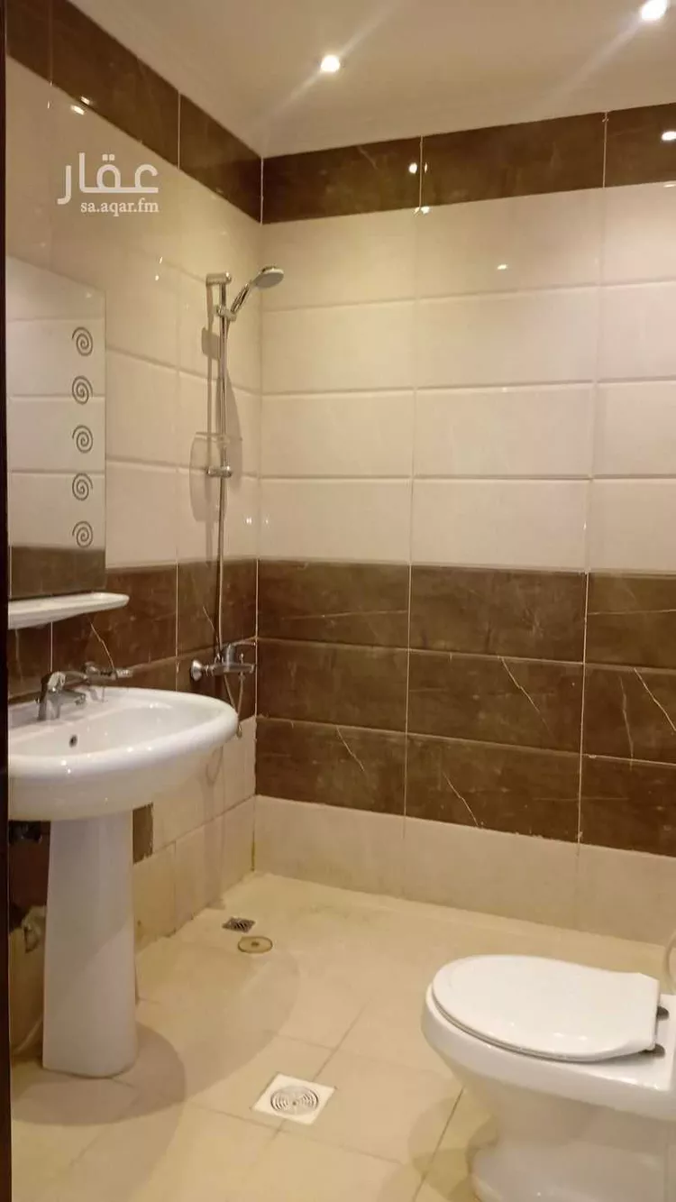 شقة للإيجار في شارع الانور الجليه, حي السلامة, مدينة جدة, منطقة مكة المكرمة صورة 5
