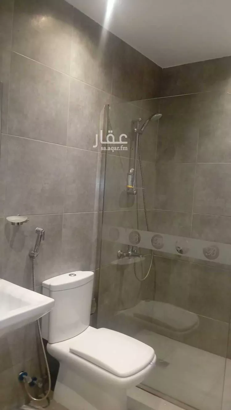 شقة للإيجار في شارع ابو بصره الغفاري, حي الزهراء, مدينة جدة, منطقة مكة المكرمة صورة 3