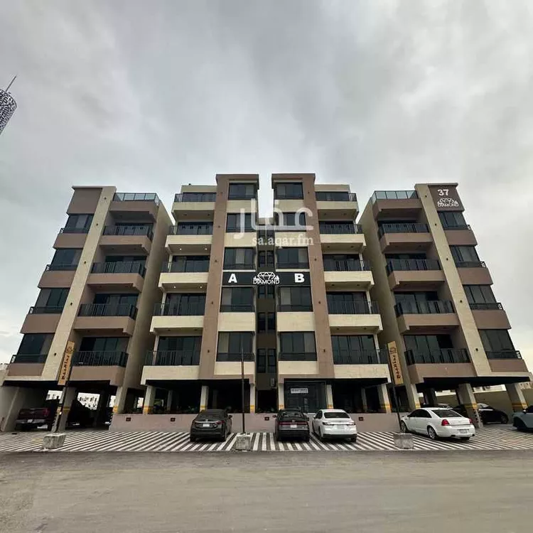 شقة للإيجار في شارع 12ب, حي الحمراء, مدينة الخبر, المنطقة الشرقية