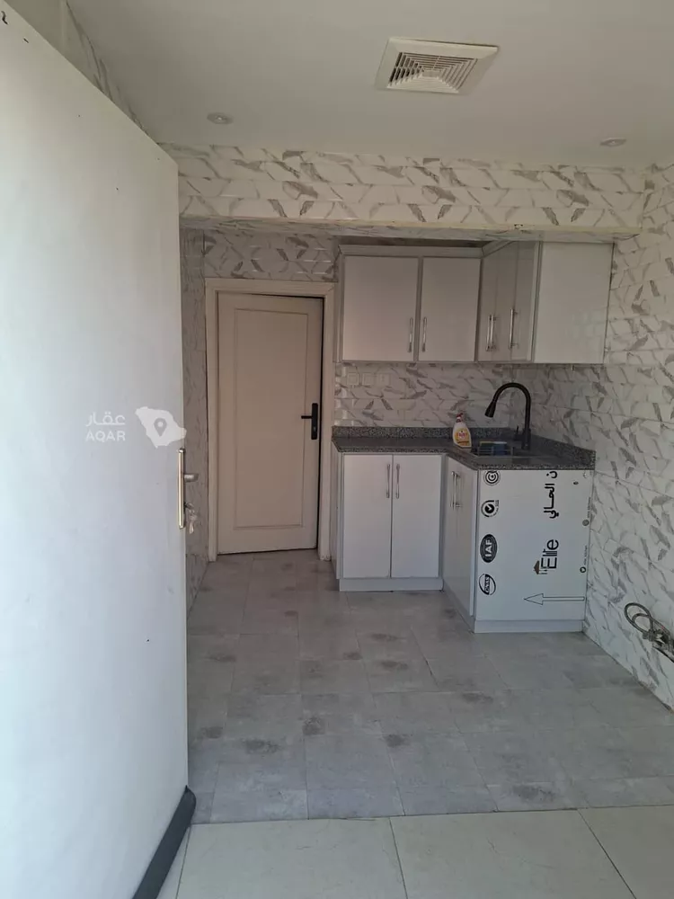 استوديو للإيجار في شارع حسن الشوري, حي الصناعية, مدينة الرياض, منطقة الرياض 12
