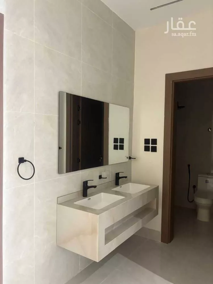 دور للبيع في شارع ممر مشاه 1437, حي سكة الحديد, مدينة المدينه المنوره, منطقة المدينة المنورة صورة 5