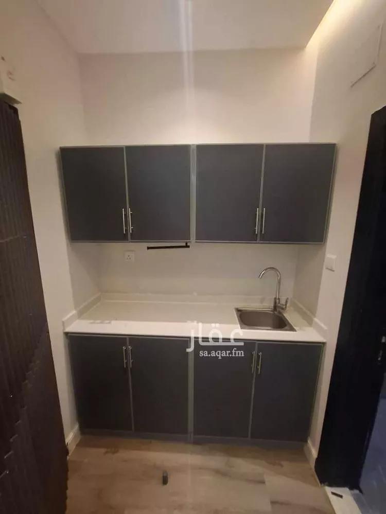 شقة للإيجار في شارع ابي سفيان بن حرب, حي النزهة, مدينة الرياض, منطقة الرياض صورة 2