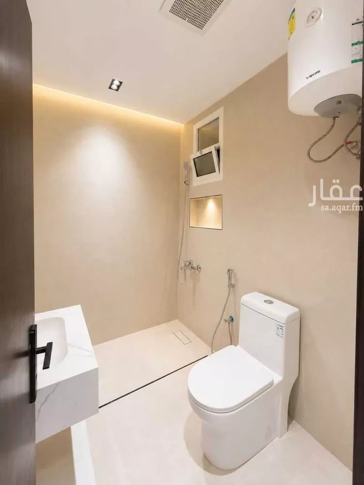 شقة للإيجار في شارع الحياة, حي الحمراء, مدينة الرياض, منطقة الرياض 8
