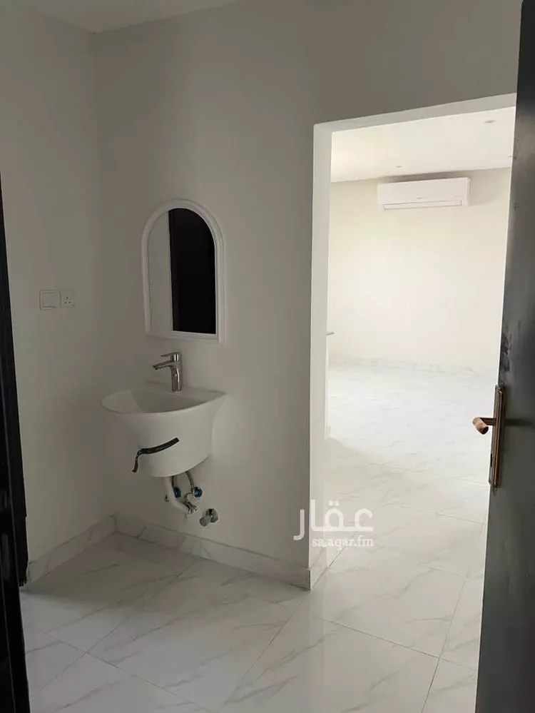 شقة للإيجار في شارع جنادة بن مالك, حي العوالي, مدينة الرياض, منطقة الرياض صورة 4