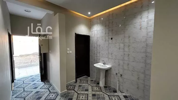 فيلا للبيع في شارع الامير ثامر بن عبدالعزيز , حي الفيحاء, مدينة حفر الباطن, المنطقة الشرقية 7