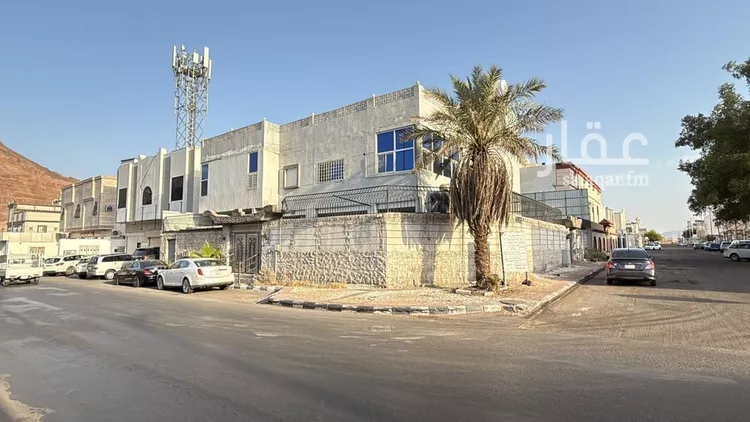 عمارة للبيع في شارع الامام مسلم الفرعي, حي الدفاع, مدينة المدينه المنوره, منطقة المدينة المنورة صورة 3